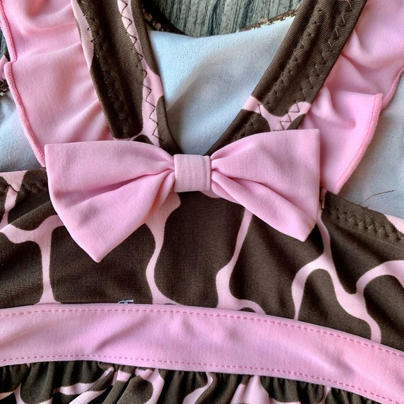 12 month baby girl one-piece swimsuit - The Children’s Place - giraffe print - Picture 4 of 5